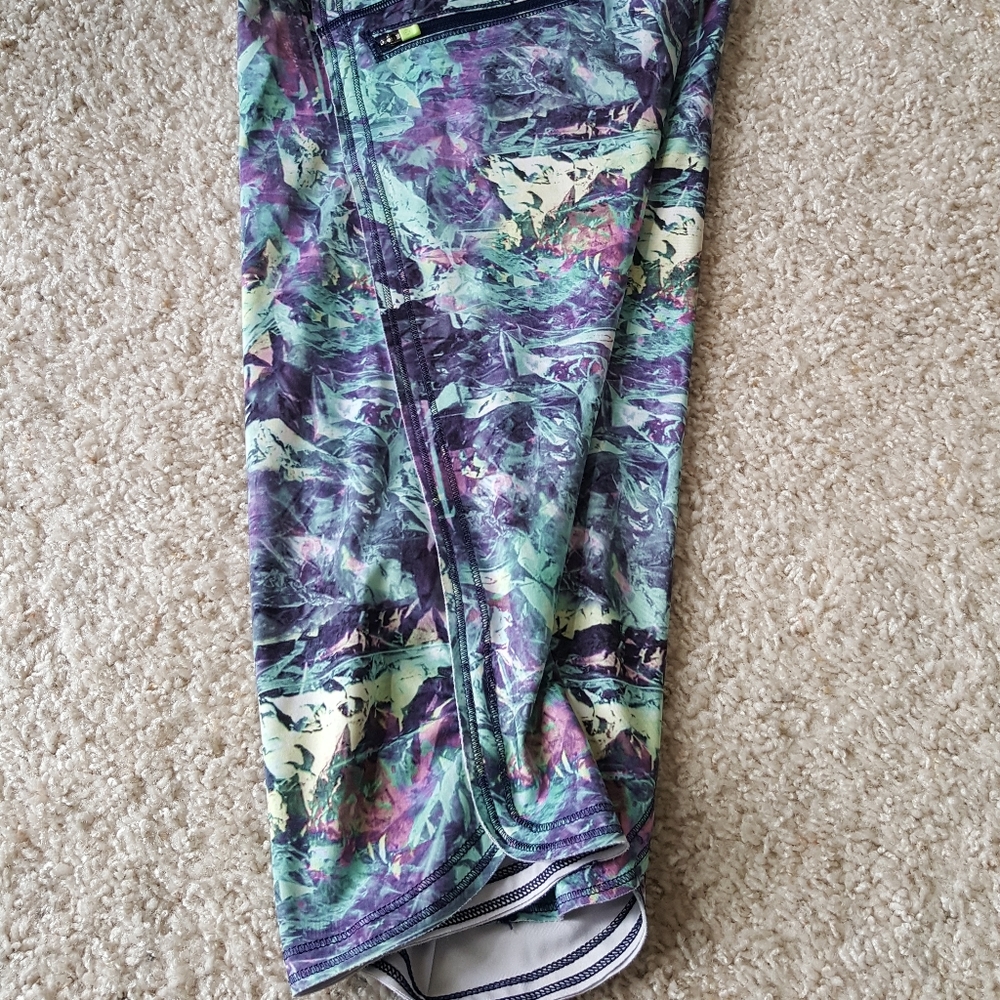 Lululemon RUN Top Speed Crop Iridescent Multi - Picture 3 of 6